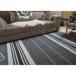 Tapis noir/écru