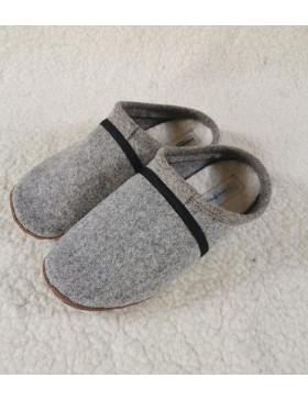 LES PANTOUFLES - Tissu gris naturel